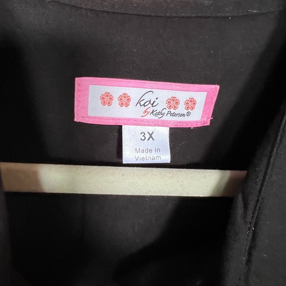 BLACK Drop Waist Scrubs Dress - Picture 8 of 11